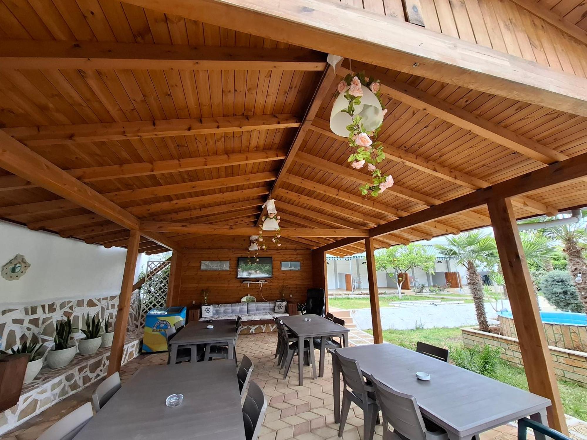 Yard Paradise Rooms Dhermi Exterior photo